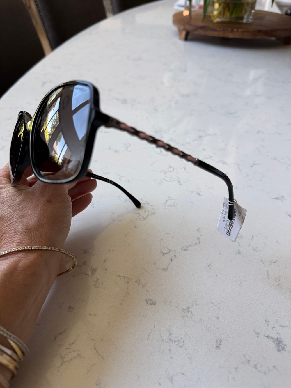 NWT - Chanel Womens Black Sunglasses with Twisted Temple Accent